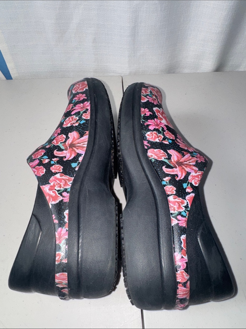 CROCS Women's Neria Pro II Clogs floral print dual comfort footbeds Size 9W - Picture 5 of 10
